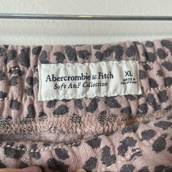 Abercrombie & Fitch | Matching Sweats Set - Picture 7 of 8